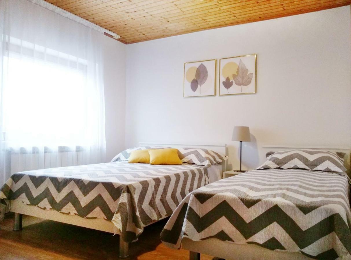 Apartments Saraden 보디체 외부 사진